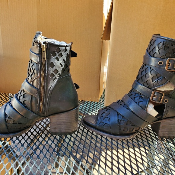 Freebirds - Chelsea - Picture 4 of 5